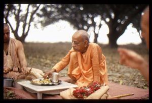 Шрила Прабхупада и прасад