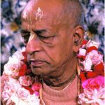 Потому что я служу всем