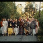 История про Шрилу Прабхупаду "Что ты делаешь со своей жизнью?"