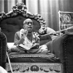 История про Шрилу Прабхупаду "Большой человек в маленькой вселенной"