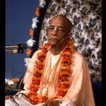 История про Шрилу Прабхупаду "Почему же теперь Ты гонишь меня отсюда?"