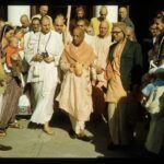 История из жизни Шрилы Прабхупады "Никогда не пытайся обмануть духовного учителя"