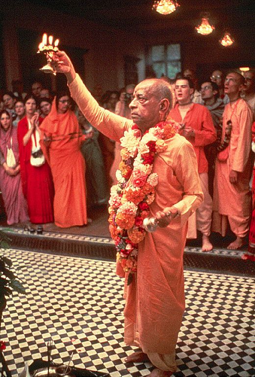 История про Шрилу Прабхупаду "Я пришел оттуда"